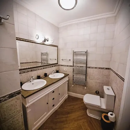 Historic Apartment, Very Close To The Beach And Main Activities * Constança