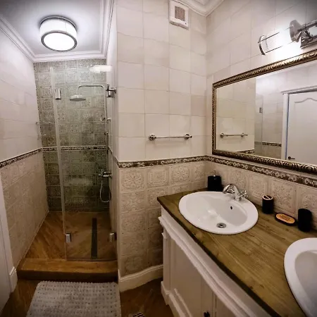 Historic Apartment, Very Close To The And Main Activities アパート